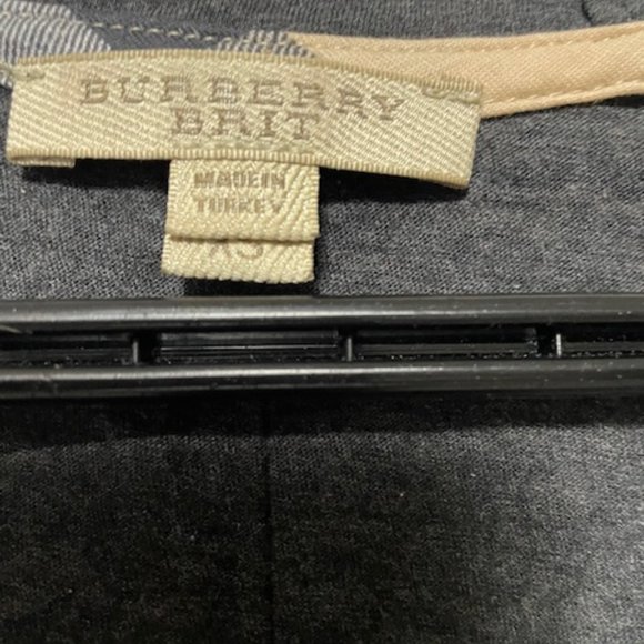 BURBERRY BRIT WOMEN'S GREY T SHIRT - Picture 3 of 3